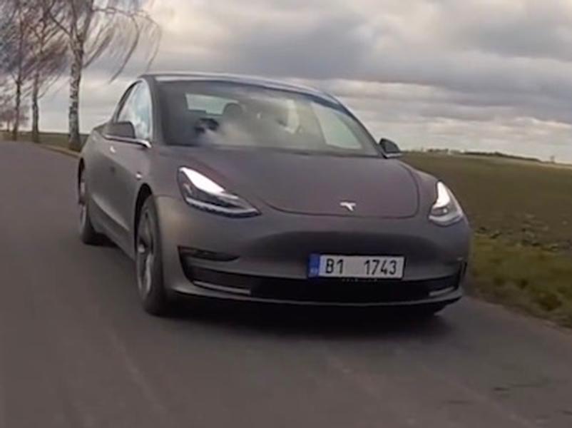 Video test Tesla Model 3