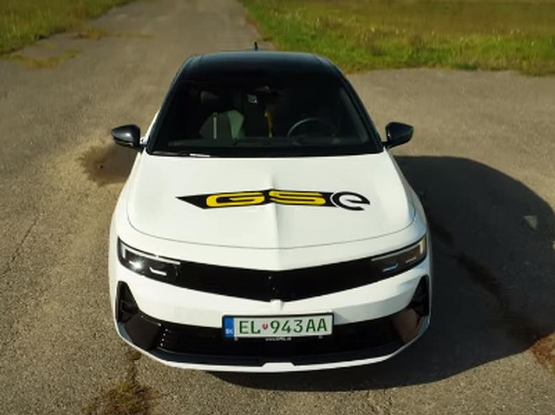 Video test Opel Astra GSe