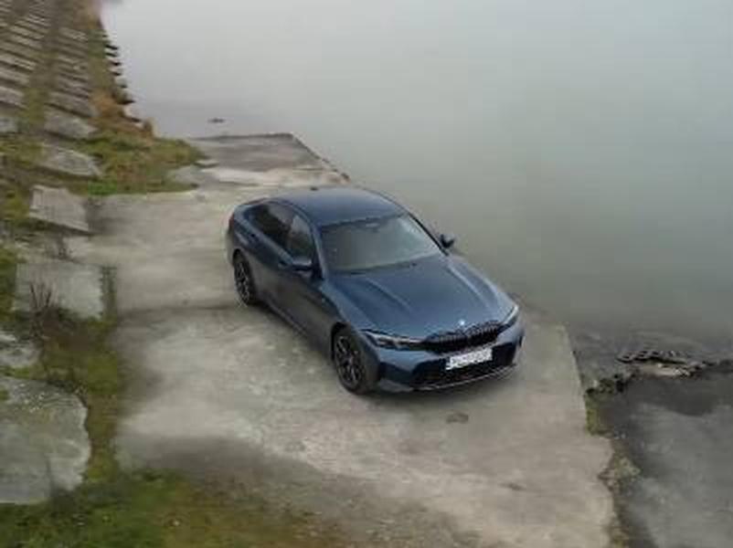 Video test BMW 330e xDrive