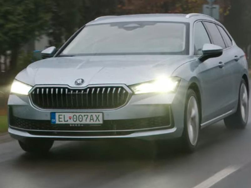 Video test Škoda Superb PHEV