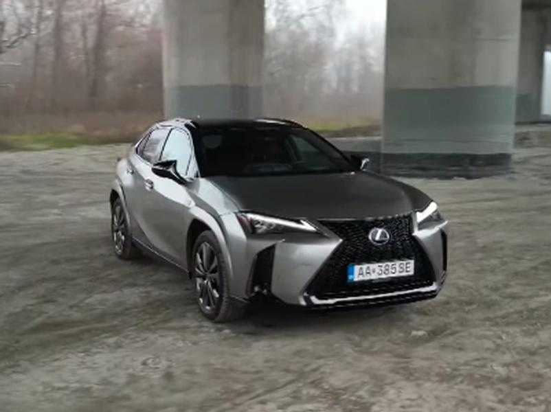 Video test LEXUS UX 300h